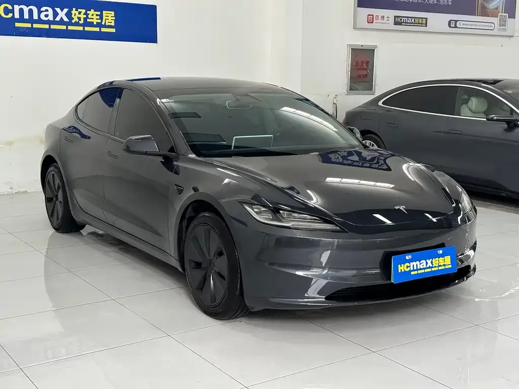 Tesla Model 3 — фото 5
