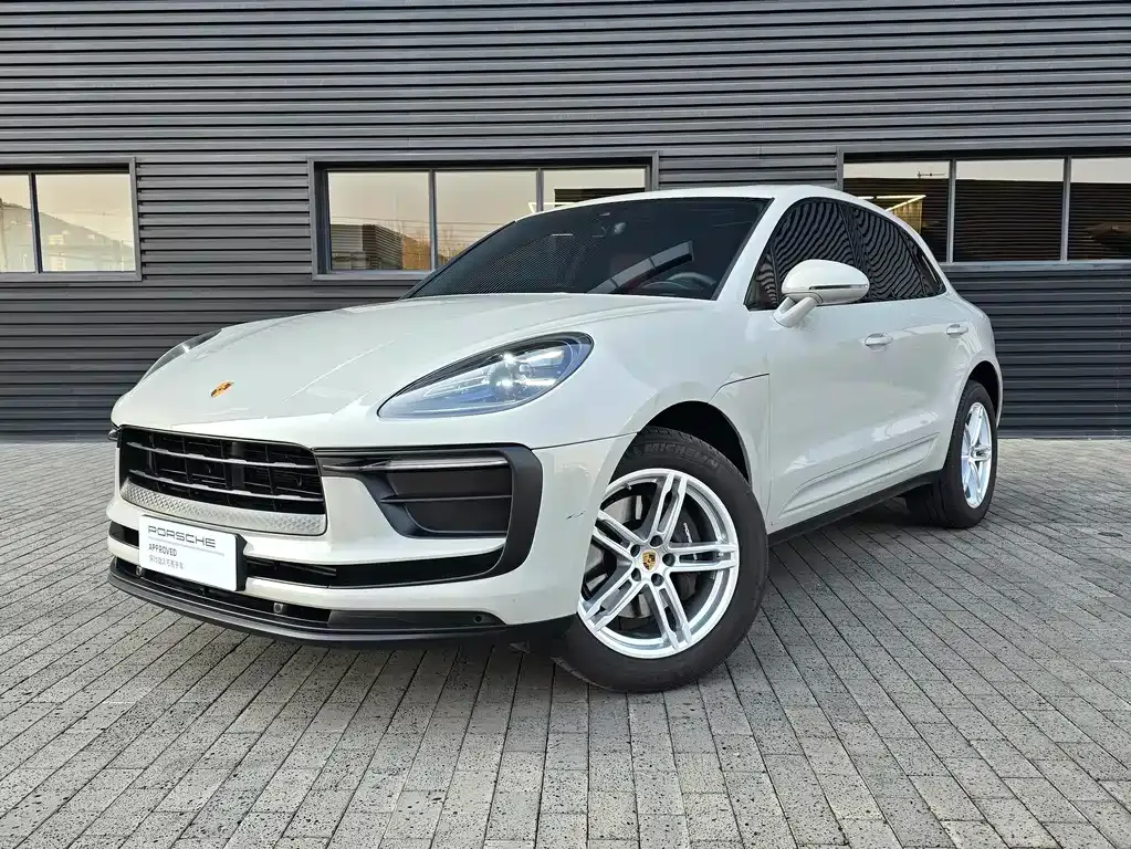 Porsche Macan — фото 1
