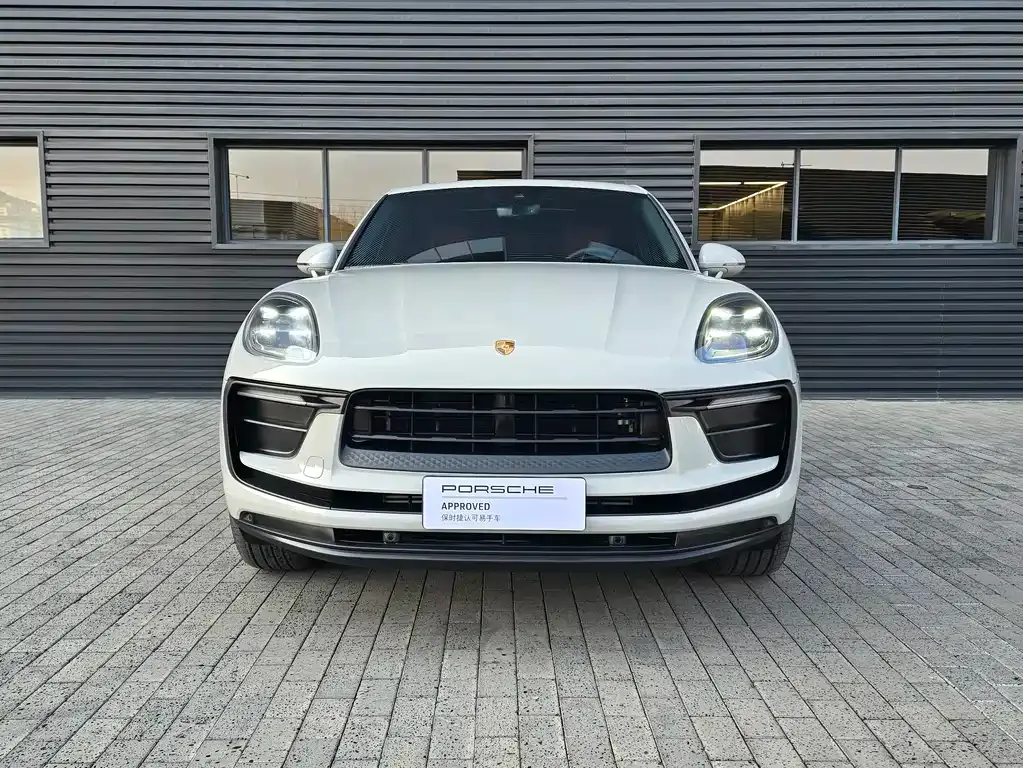 Porsche Macan — фото 9