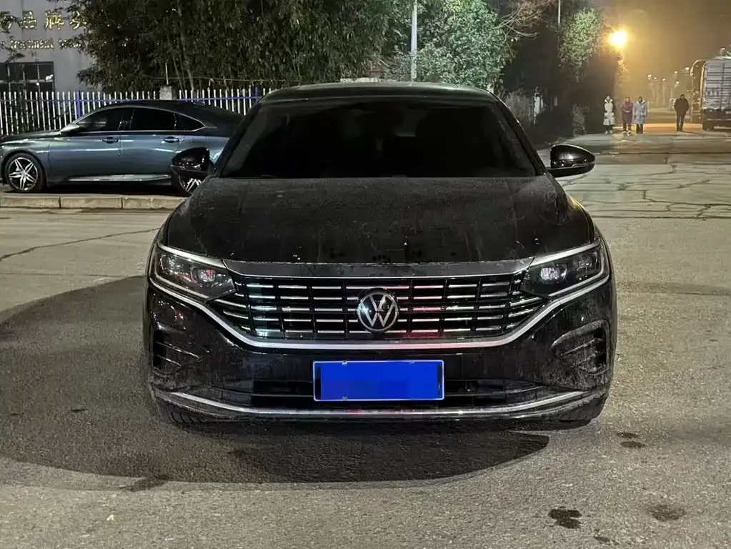 Volkswagen Passat — фото 8