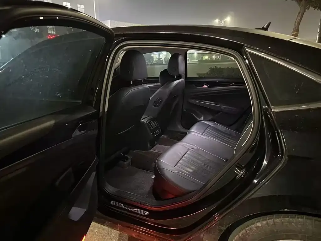 Volkswagen Passat — фото 2