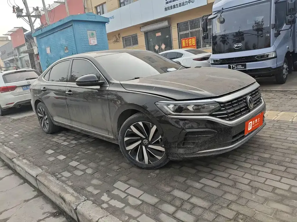 Volkswagen Passat — фото 7