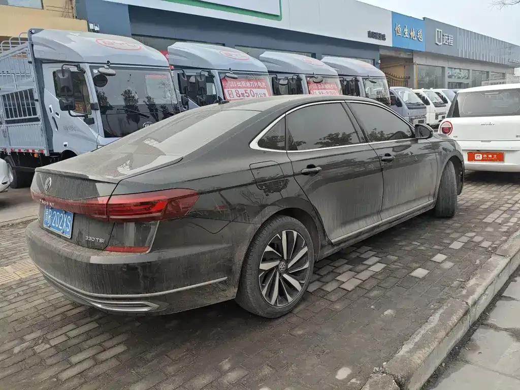 Volkswagen Passat — фото 3