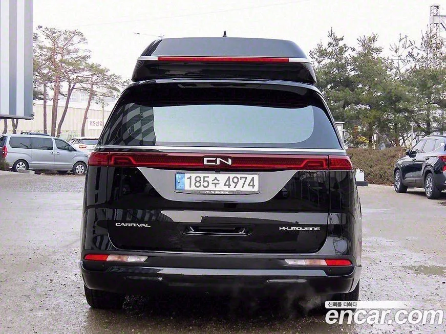 Kia Carnival — фото 8