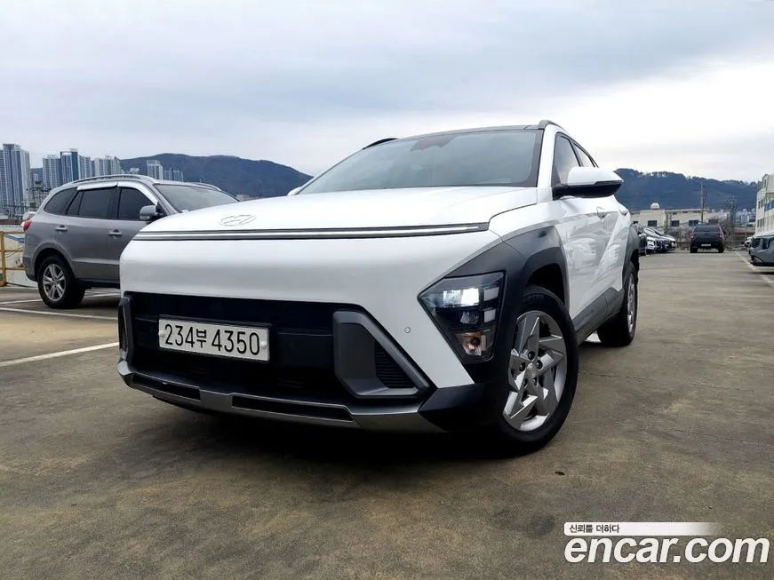 Hyundai Kona — фото 1