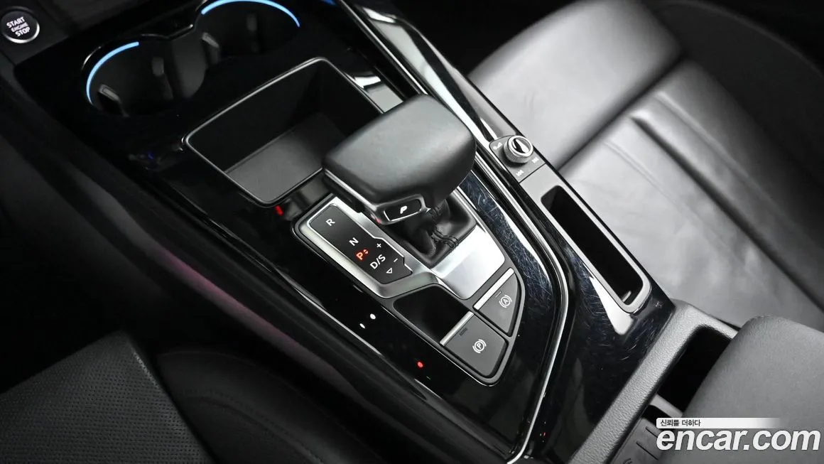 Audi A4 — фото 10