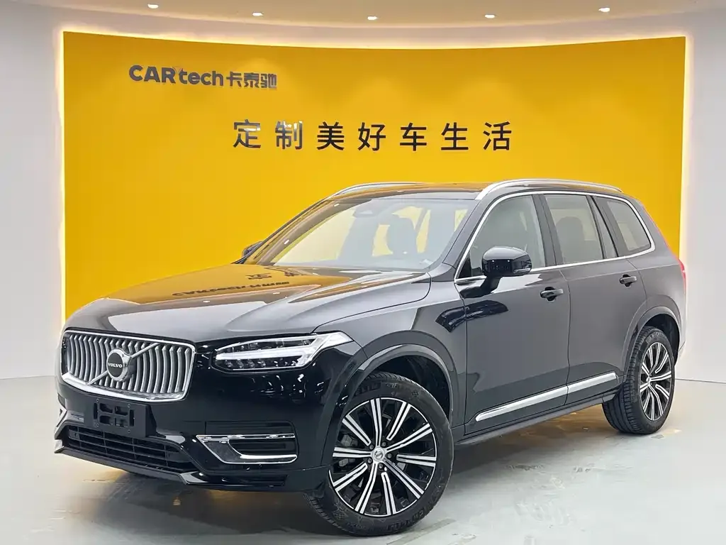 Volvo XC90 — фото 1