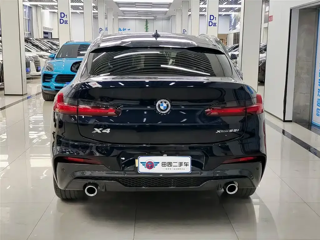 BMW X4 — фото 7