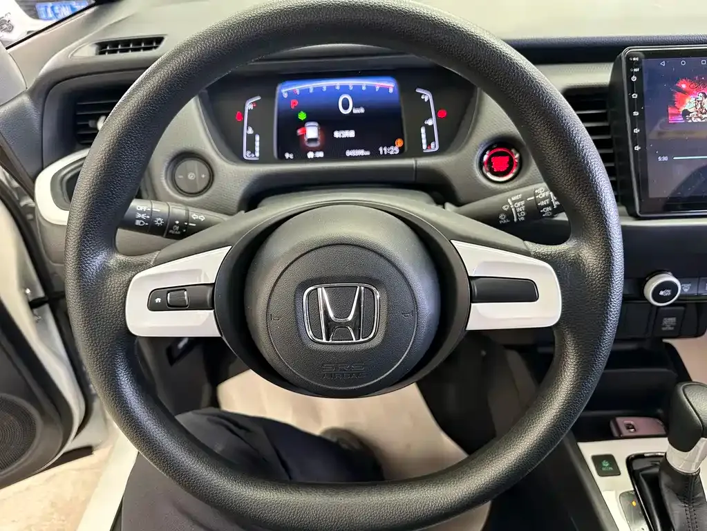 Honda Fit — фото 9