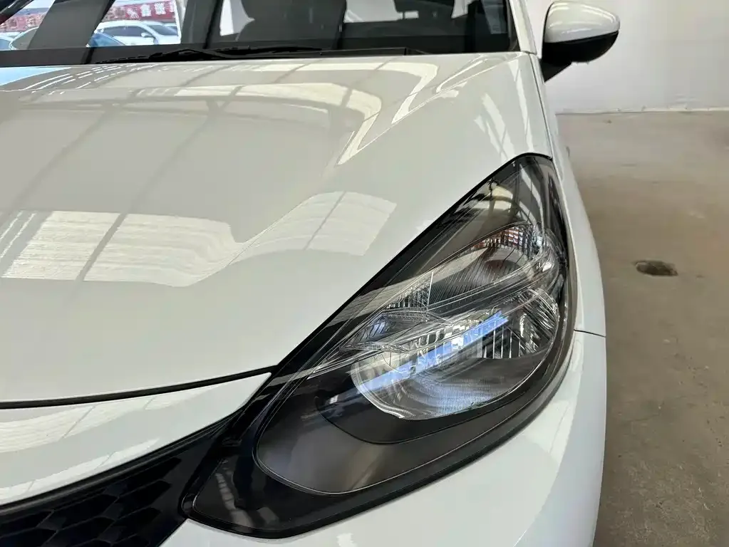 Honda Fit — фото 2