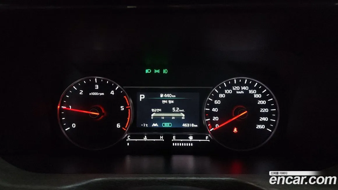 Kia Sorento — фото 6
