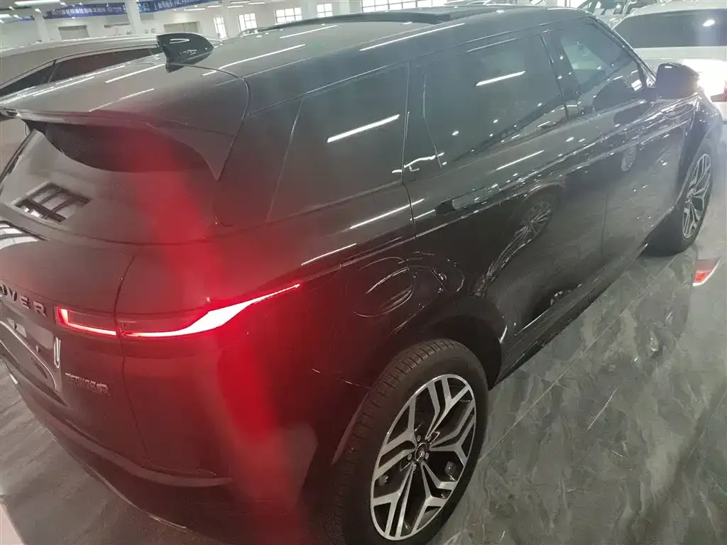 Land Rover Evoque — фото 10