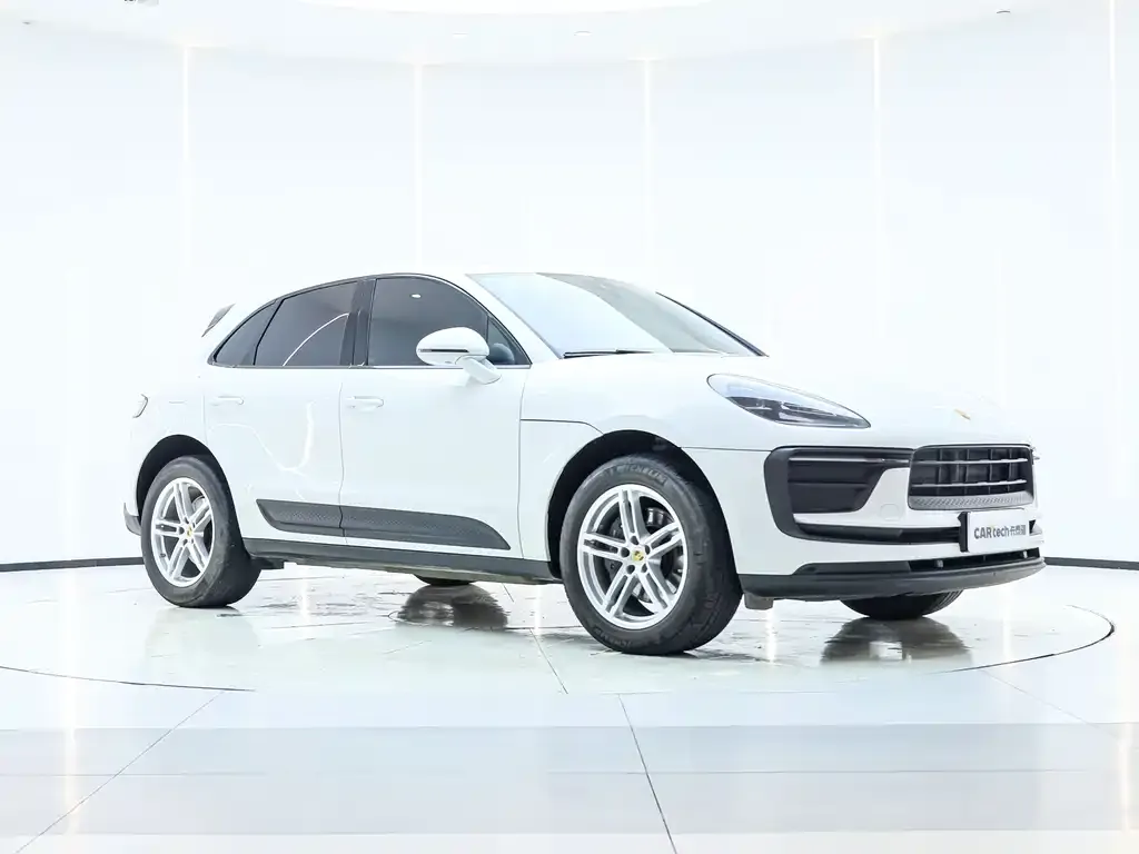 Porsche Macan — фото 10