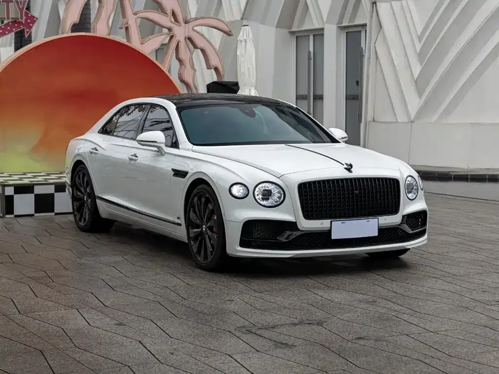 Bentley Flying Spur — фото 10