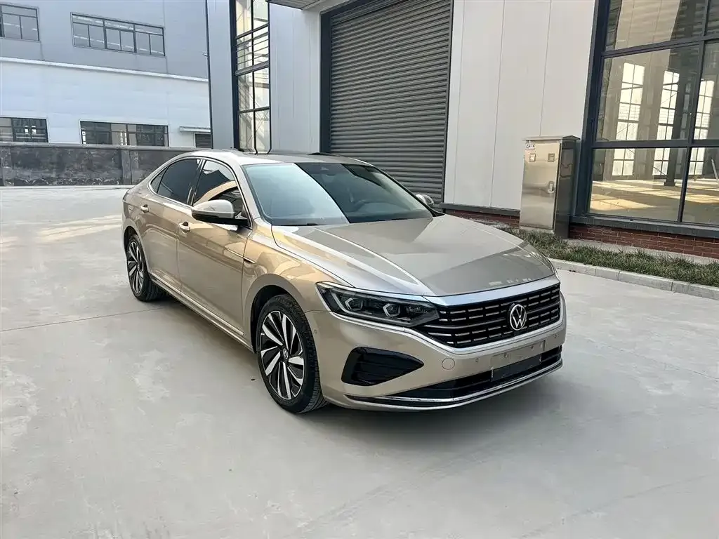 Volkswagen Passat — фото 3