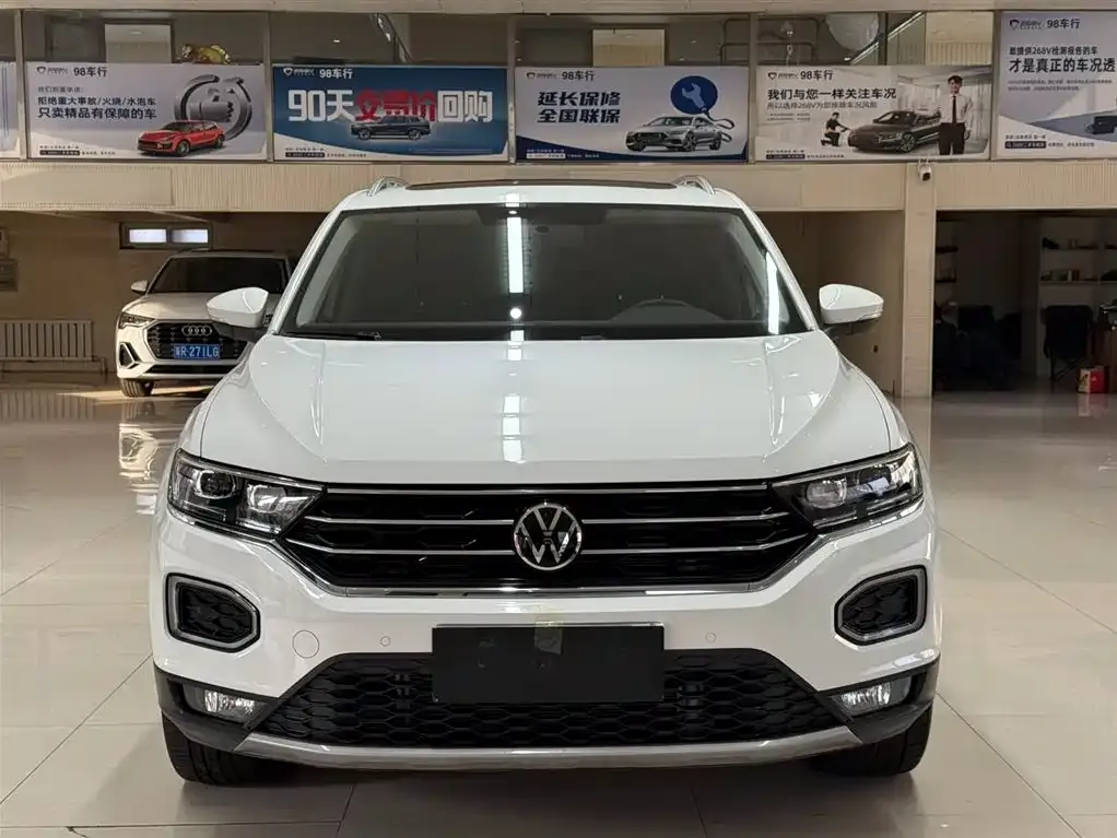 Volkswagen T-Roc — фото 5