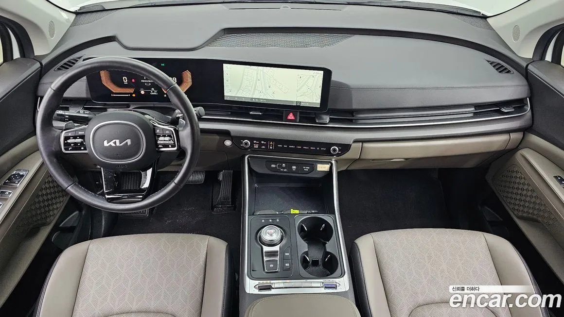 Kia Carnival — фото 5