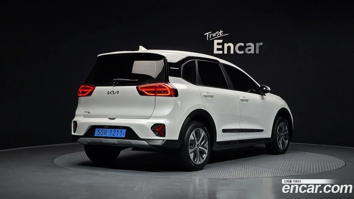 Kia Niro — фото 6