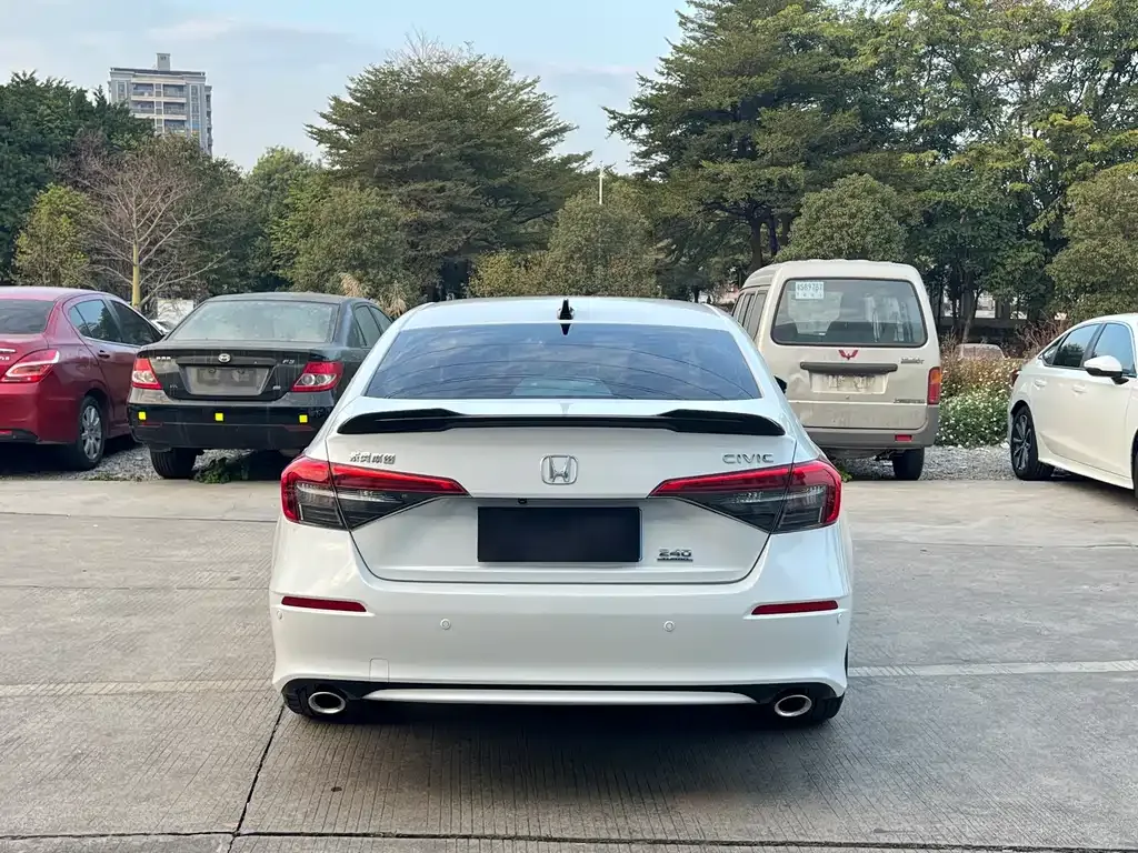 Honda Civic — фото 5