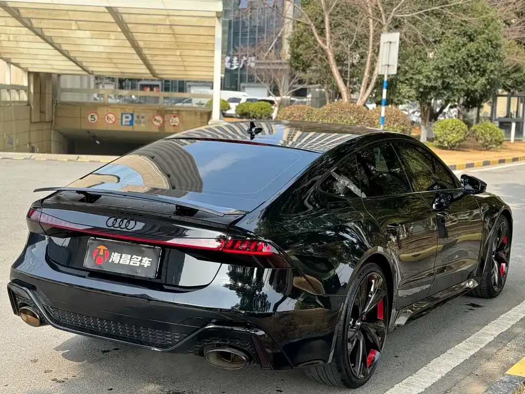 Audi RS 7 — фото 3