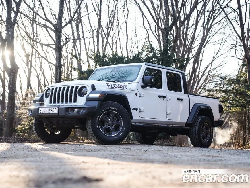 Jeep Gladiator — фото 1