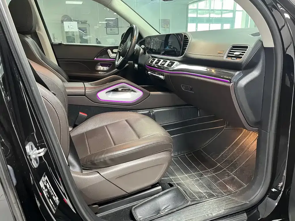 Mercedes-Benz GLE — фото 10