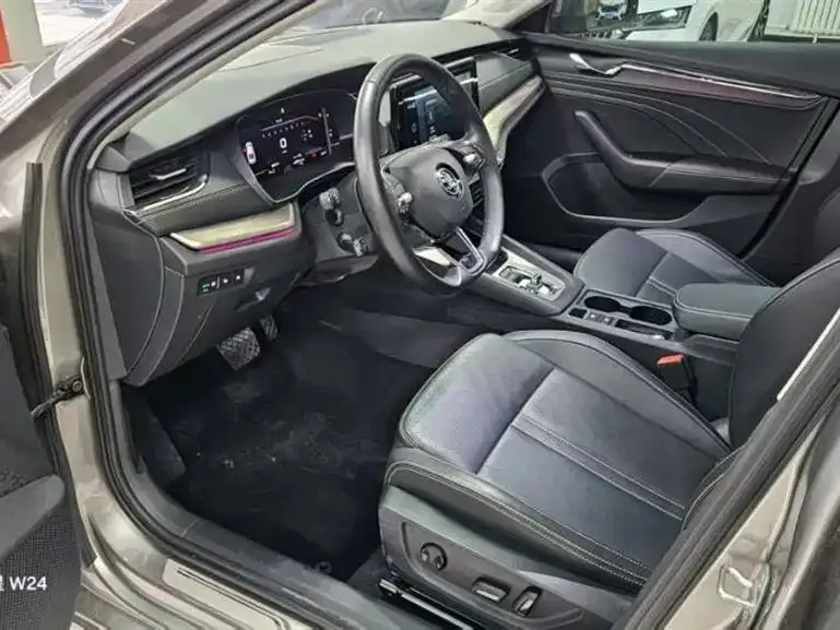 Skoda Octavia — фото 6