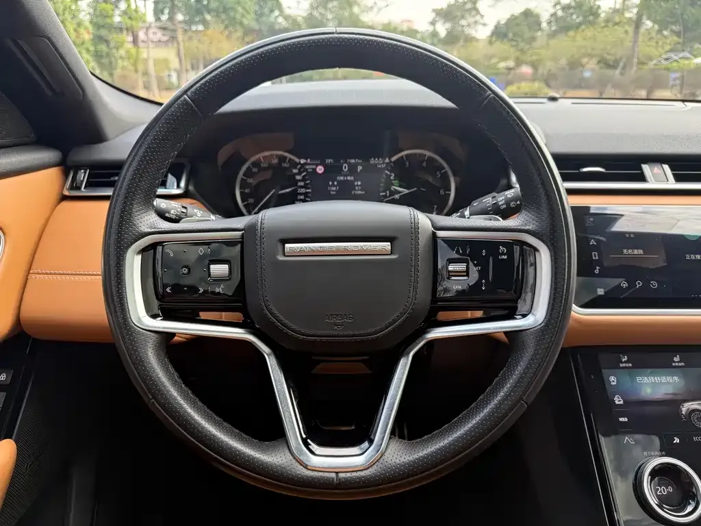 Land Rover Velar — фото 10
