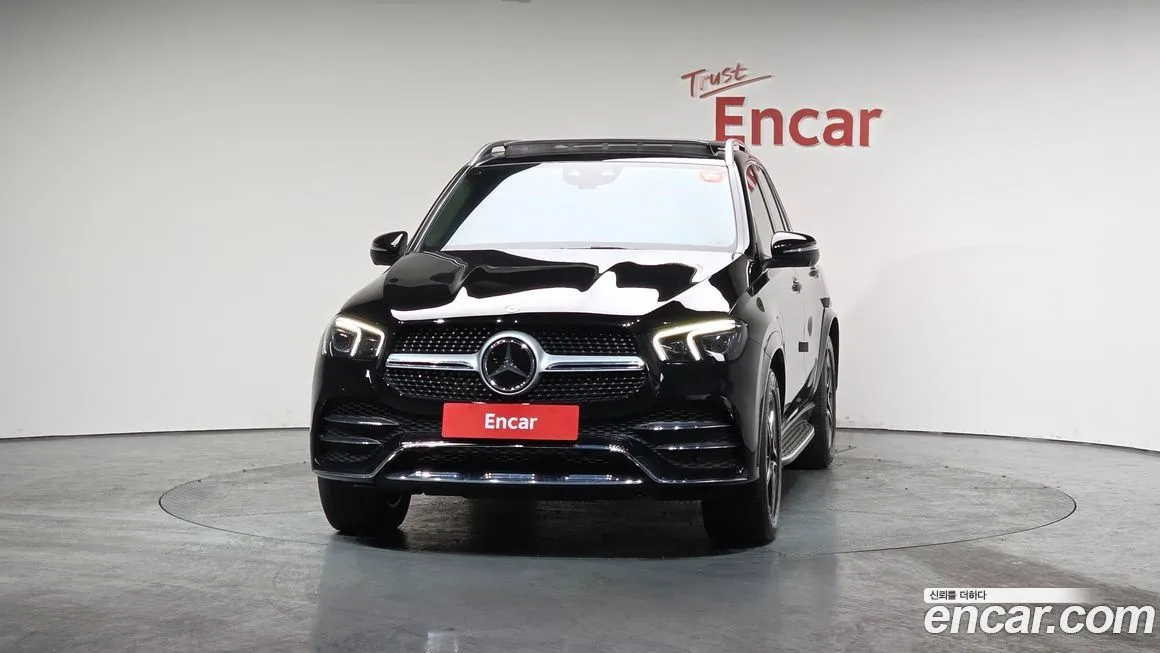 Mercedes-Benz GLE-Class — фото 5