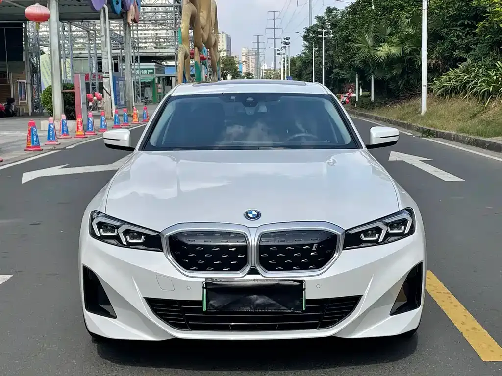 BMW i3 — фото 3