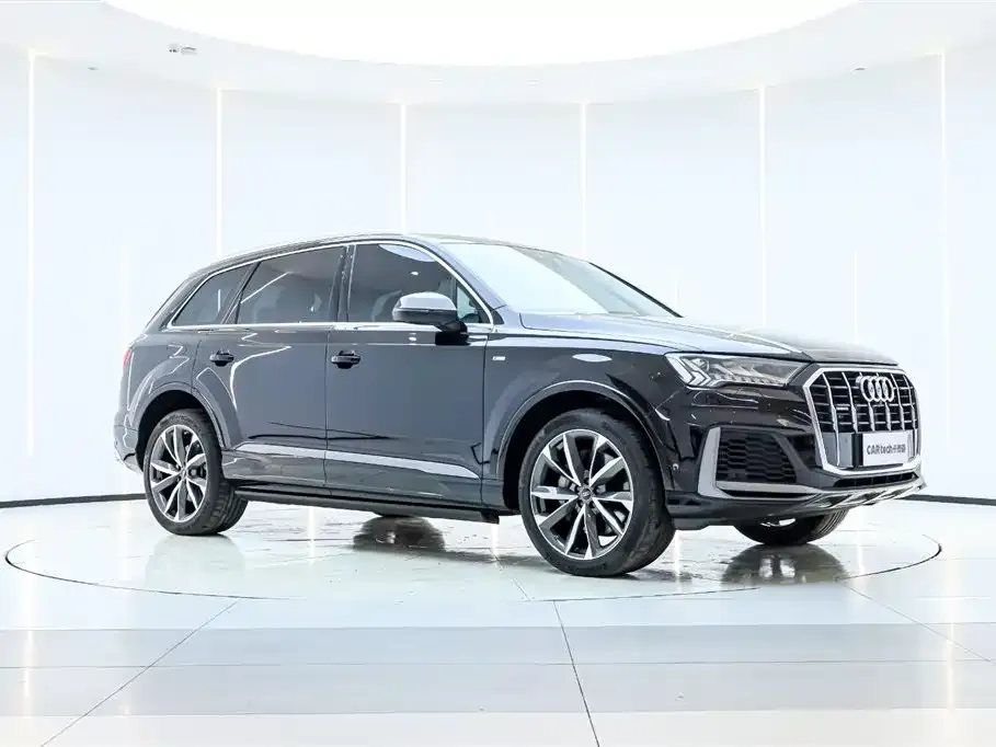 Audi Q7 — фото 3