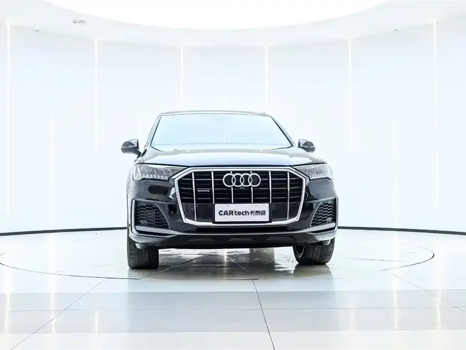 Audi Q7 — фото 2
