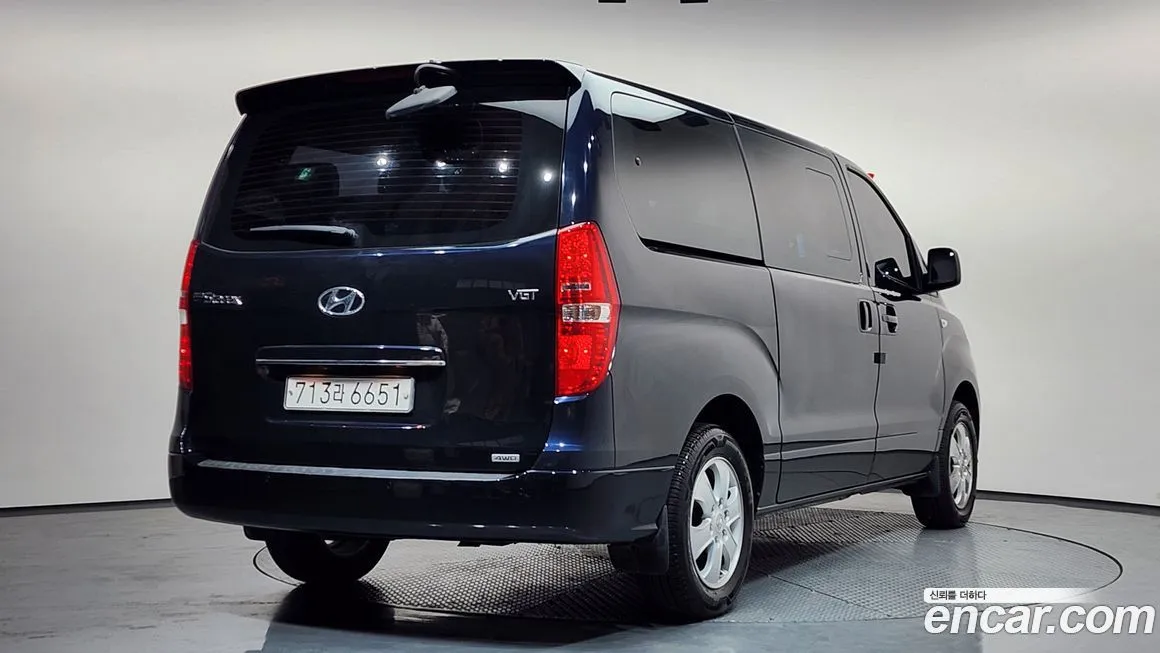 Hyundai Starex — фото 9