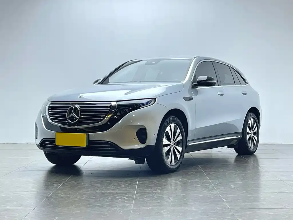 Mercedes-Benz EQC — фото 1