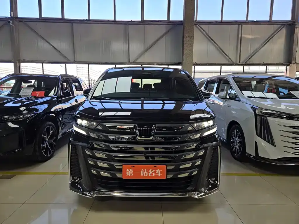 Toyota Vellfire — фото 5