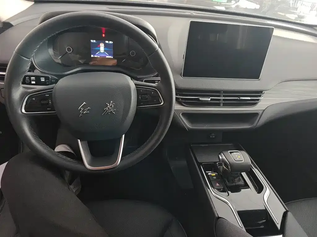 Hongqi E-QM5 — фото 8