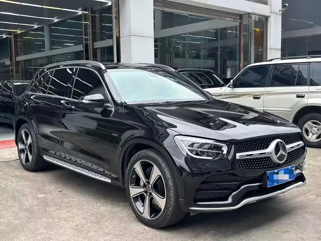 Mercedes-Benz GLC — фото 1