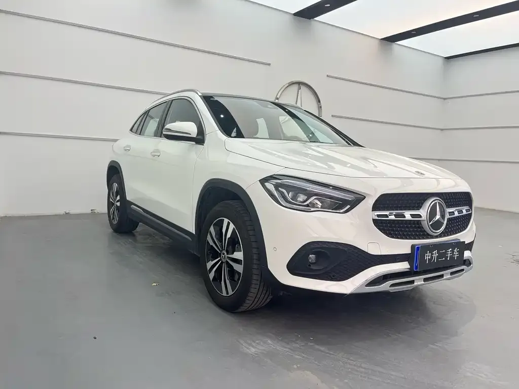 Mercedes-Benz GLA — фото 3