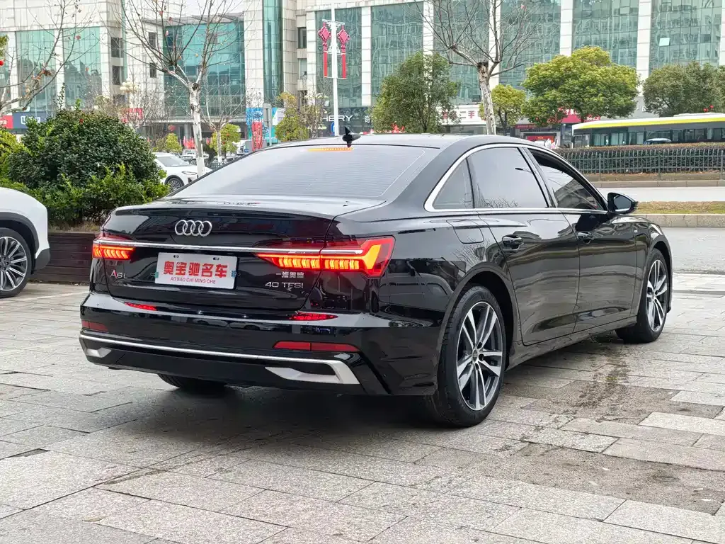 Audi A6L — фото 6