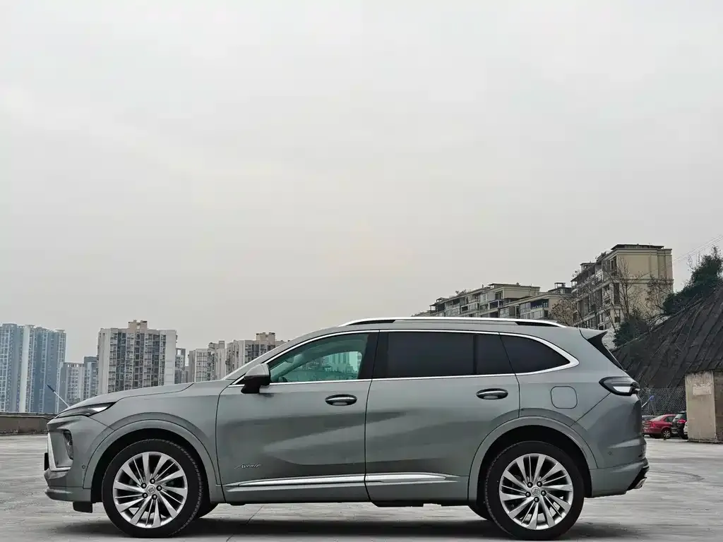 Buick Envision Plus — фото 5