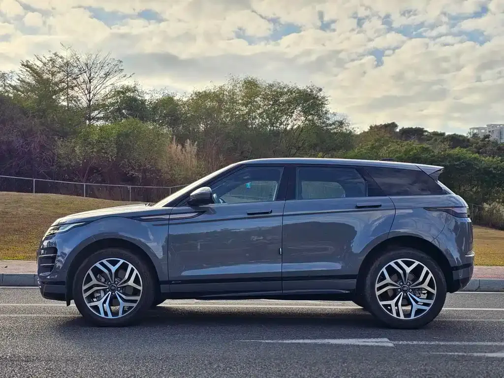 Land Rover Evoque — фото 9
