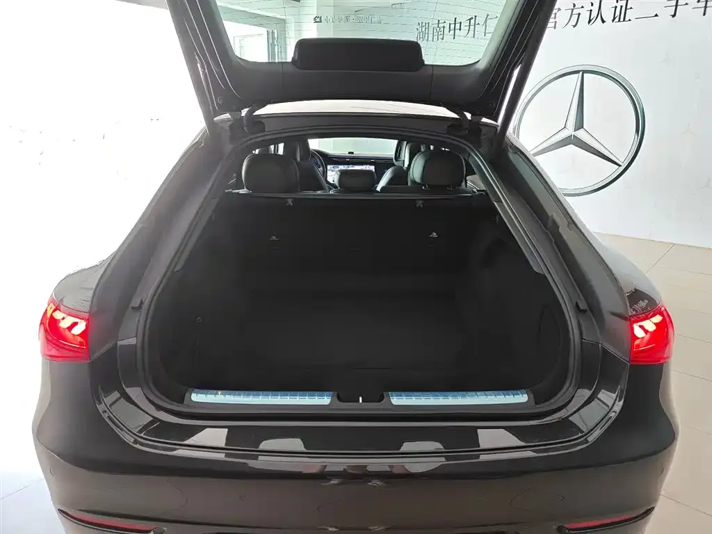 Mercedes-Benz EQS — фото 10