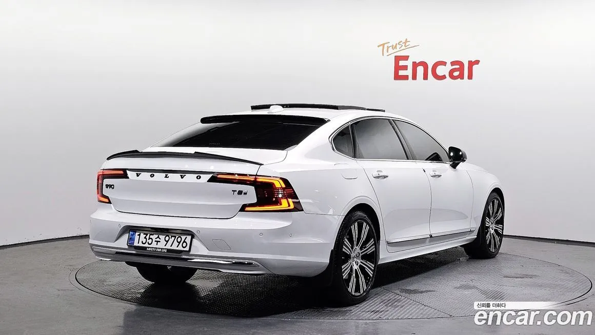 Volvo S90 — фото 2