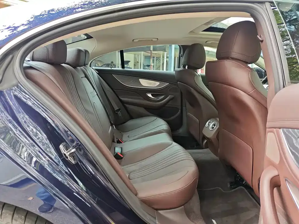 Mercedes-Benz CLS — фото 3