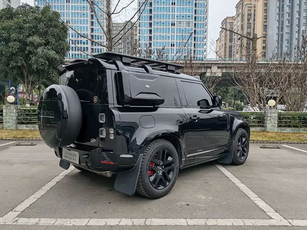 Land Rover Defender — фото 10
