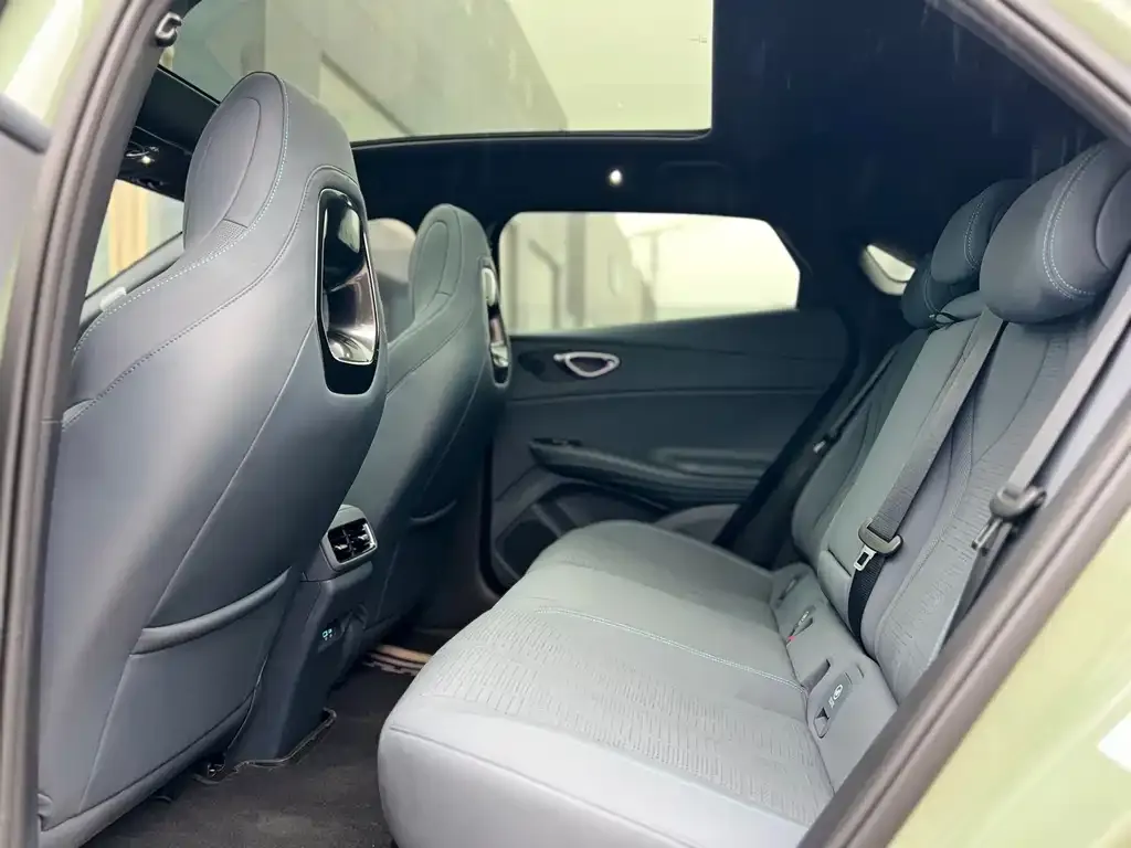 BYD Seal 06GT — фото 3