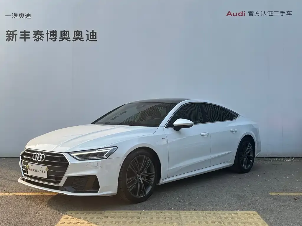 Audi A7 — фото 1