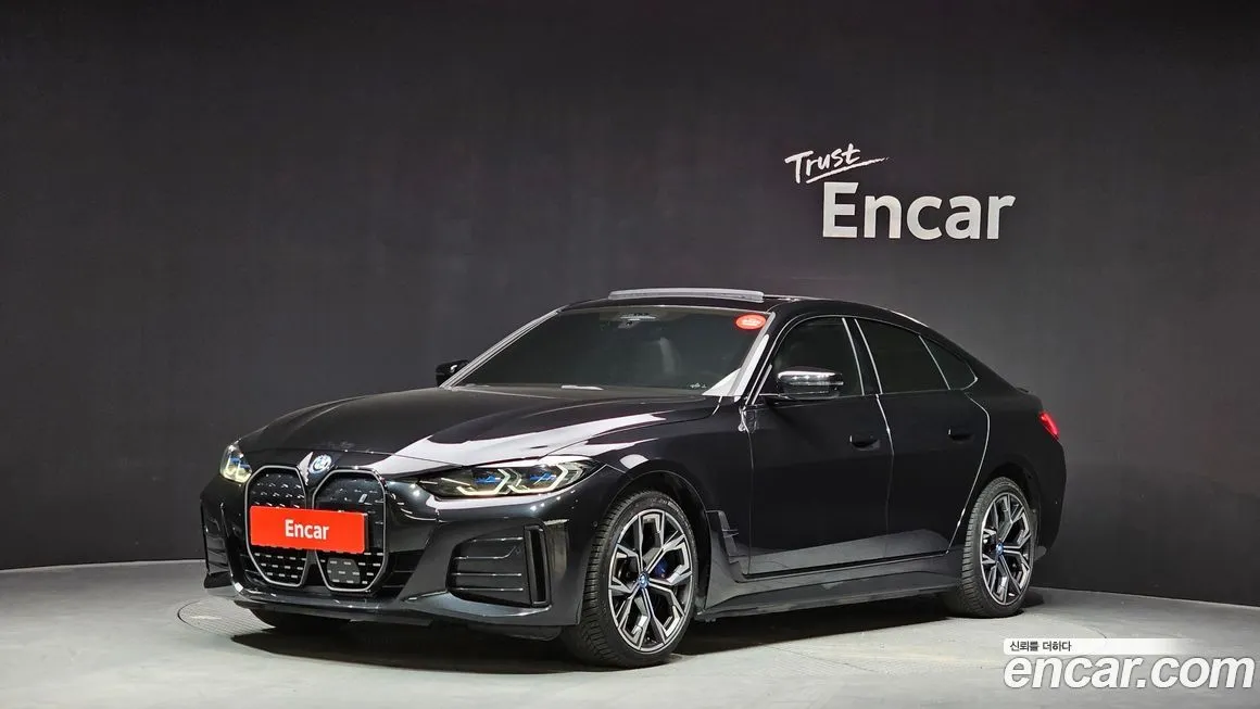 BMW i4 — фото 1
