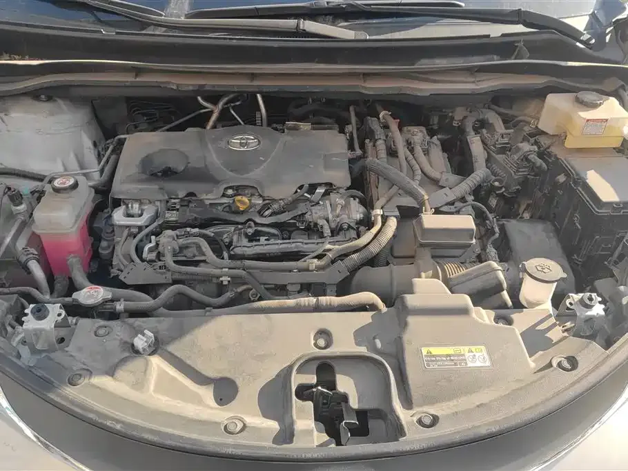 Toyota Sienna — фото 10