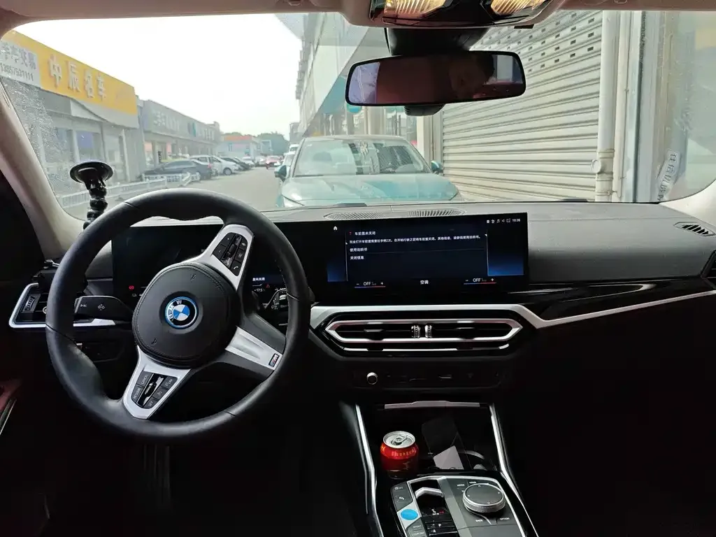 BMW i3 — фото 3